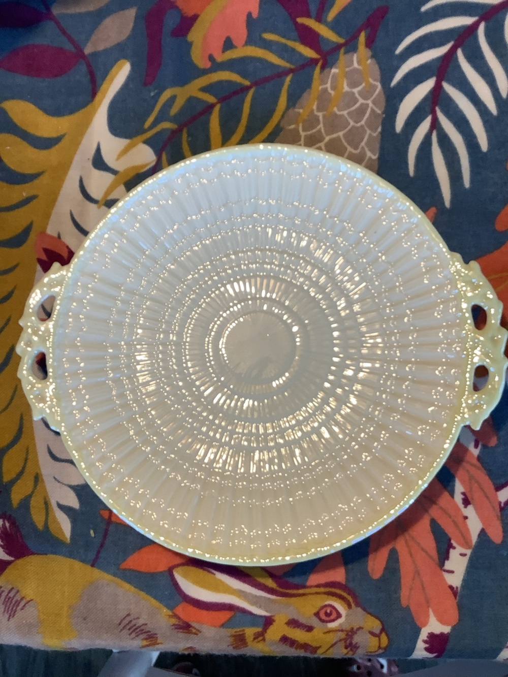 Belleek Handled Serving Platter Limpet Shell Shine With Cob Yellow Rim. 10"